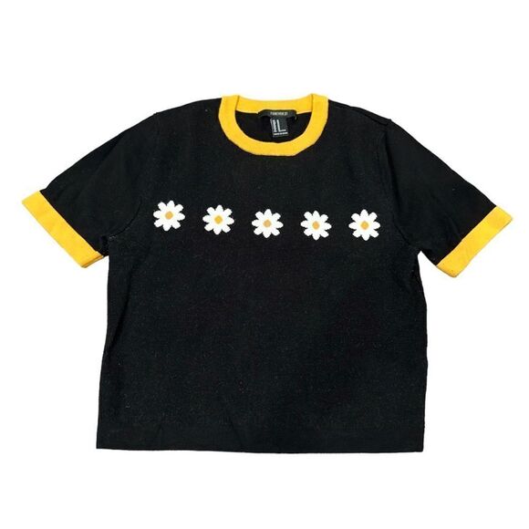 Forever 21 Floral Sweater Short sleeve cute - Picture 1 of 4